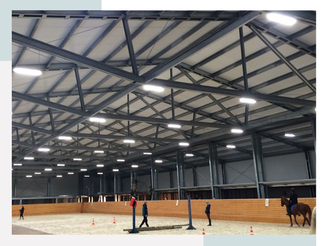 Строительство конных манежей от 616 руб в Кушва